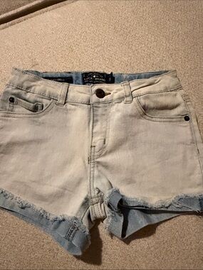 Lucky Brand Two-Tone Light Wash Frayed Hem Denim Shorts